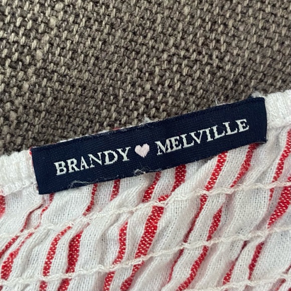 Brandy Melville Astrid Cropped Tank Button Down Red and White Stripes - Picture 4 of 7